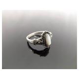 .925 Sterling Silver Inlayed Mother of Pearl Ring Size 8.5
