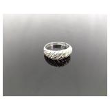 .925 Sterling Silver Styled Band Ring Size 6.75