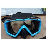Cressi Pano 3 & Supernova Dry Snorkel Set