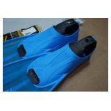 Cressi Agua Adult Fins - Size 4-5/37-38