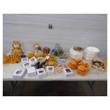 Garfield Collectables, Cookie Jar, Phone, Plates, Ornaments and more
