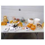 Garfield Collectables, Cookie Jar, Phone, Plates, Ornaments and more