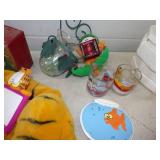 Garfield Collectables, Cookie Jar, Phone, Plates, Ornaments and more