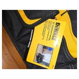 NEW Dewalt 16"/ 23 pocket tradesman toolbag