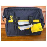 NEW Dewalt 16"/ 23 pocket tradesman toolbag