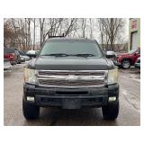 2010 CHEVROLET SILVERADO 1500 LTZ *4x4 | No Accidents* (NO RESERVE)