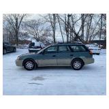 2001 SUBARU OUTBACK *No Accidents | All Wheel Drive* (NO RESERVE)