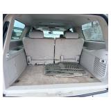 2011 CHEVROLET SUBURBAN LT * 1 Owner | 4x4 | No Accidents* (NO RESERVE)