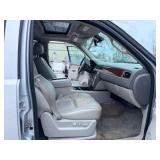 2011 CHEVROLET SUBURBAN LT * 1 Owner | 4x4 | No Accidents* (NO RESERVE)