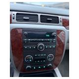 2011 CHEVROLET SUBURBAN LT * 1 Owner | 4x4 | No Accidents* (NO RESERVE)