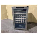 Costway 20 Inch Cooler Refrigerator for 33 Bottles with Tempered Glass Door