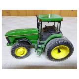 Ertl Precision Classics John Deere Model 8400 Die-Cast Tractor