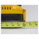 Excellent Working DEWALT Cordless Wet Dry Vac w/Battery & Charger