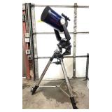 Excellent Condition MEADE Telescope w/Tripod