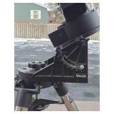 Excellent Condition MEADE Telescope w/Tripod