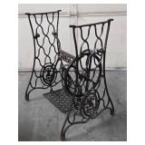 Excellent Antique Cast Iron SINGER Sewing Machine Cabinet Base