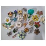 Lot of Floral & Leaf Brooches - Some Vintage