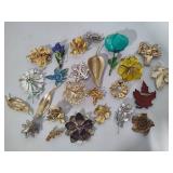 Lot of Floral & Leaf Brooches - Some Vintage