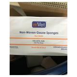 BOX ASSORTED ANIMAL FIRST AID ITEMS