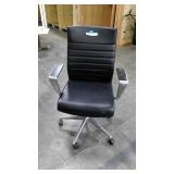 Mid Back Black Leather Beniia Etano Office Chair