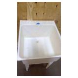 Mustee utility tub 23"x25.5"