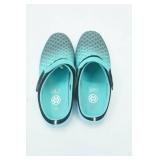 Hysyooes Mesh Garden Clogs. Women