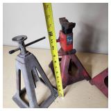 Lot  of 3 Jack Stands
