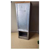 Metal Pet Food Storage Bin with Lid