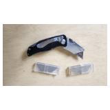 Sheffield Folding Utility Knife with Extra Blades