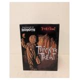 HANDMADE BY ROBOTS TRICK N’ TREAT (SAM)