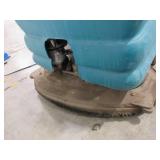 TENNANT 5680 FLOOR SCRUBBER