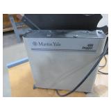 ROLLING METAL TABLE WITH PAPER JOGGER