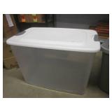 (FRNT) 4 Totes with Lids...