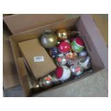 (BR1) 6 Boxes of Assorted Christmas...