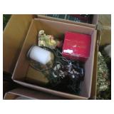 (BR2) 6 Boxes of Assorted Christmas...