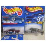 (EC1) Assorted Hot Wheels in Packag...