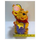 RARE Disney Winnie the Pooh & Tigger Friends Ceramic Cookie Jar Canister Westland Giftware Vtg