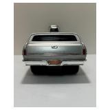 Muscle Machines 1:18 Scale 1965 Chevy Chevelle SS Wagon Silver Diecast Car Blower Street Rod