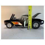 RARE Road Signature 1:18 Scale 1957 Chevrolet Corvette Gasser Black Diecast Model Car W/ Flames