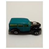 Vintage Hot Wheels 11-Car Lot: Ferrari F40, Sheriff Mustang, 