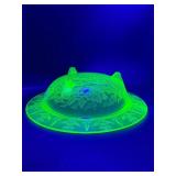 VINTAGE URANIUM VASELINE GLASS 3-FOOTED BOWL Glows UV Light GREEN DEPRESSION ERA