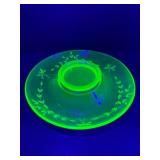 VINTAGE Depression Era Uranium Vaseline Glass Etched Console Bowl.