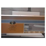 4 ft LED Light Fixture