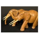 FR - Set of 4 Hand-Carved Vintage Wooden African Animal Figures Elephants and Lions