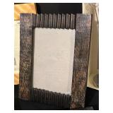 FR - Assorted Collection of 7 Picture Frames and Photo Holders