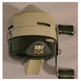 LL-FR - Lot of 3 Zebco Spincast Fishing Reels Models 404 and 101