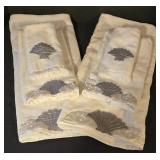 LL-FR - Bathroom Towel Set with Shell Design, Wicker Storage Basket, and Shelving Racks