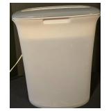 LL-FR - OfficeMax Paper Shredder Model OM99732