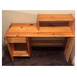 O - Rustic Pine Desk