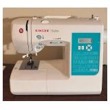 O - Singer 7258 Stylist Sewing Machine